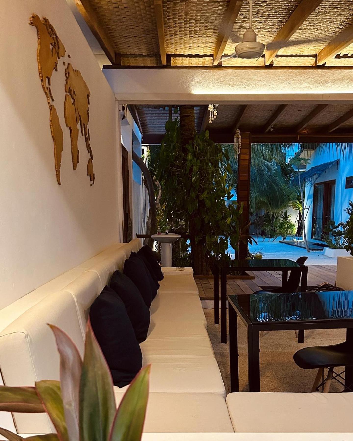 Villa Kudi Maldives Guest House Thulusdhoo Exterior foto